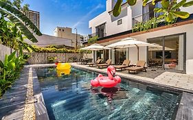 Luxurious 500M Villa, Private Pool, 300M To Beach